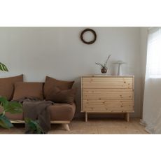 Prírodná komoda z borovicového dreva Karup Design Kommo