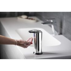 Bezdotykový dávkovač mydla z nehrdzavejúcej ocele v lesklej striebornej farbe 240 ml Aqualine – Sapho