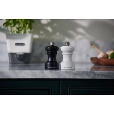 Cole&amp;Mason - Mlynček na korenie HOXTON 10,4 cm buk/matná biela
