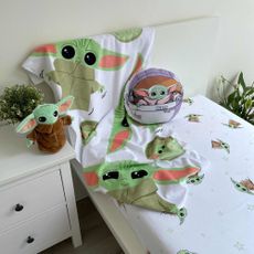 Bavlnená detská osuška 70x140 cm Star Wars Baby Yoda - Jerry Fabrics