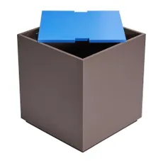 Truhlica z jaseňového dreva v modrej a tmavosivej farbe 40x45 cm Vault – Hübsch