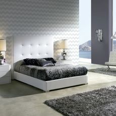 Estila Elegantná posteľ PATRICIA s koženým čalúnením a úložným priestorom 200cm