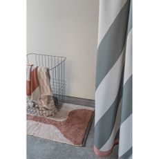 Bavlnený prateľný koberec v tehlovej a béžovej farbe 50x80 cm Figura – Mette Ditmer Denmark