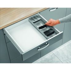 Sivý plastový príborník do zásuvky 15 x 49 cm – Metaltex