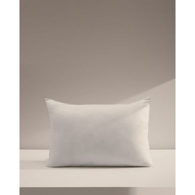 Vankúš 50x80 cm Fluff – Kave Home