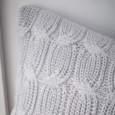 Obliečka na vankúš 45x45 cm Chunky Marl Knit – Catherine Lansfield
