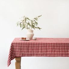 Ľanový obrus 140x200 cm Red Gingham – Linen Tales