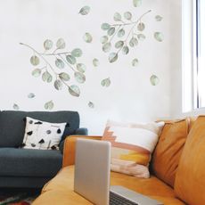 York Wallcoverings Samolepky na stenu do bytu LÍSTKY akvarelové