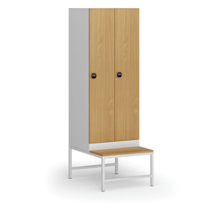 Šatníková skrinka s lavičkou, 2 oddiely, 1875 x 600 x 500/800 mm, zámok s čítačkou RFID kariet, laminované dvere, buk