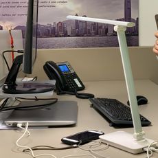 ONLI - LED Stmievateľná stolná lampa S USB portom DESKI LED/7W/230V 4000K biela