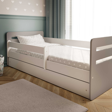 KocotKids Sivá jednolôžková posteľ TOMI do detskej izby Zvoľte rozmer: 80x180 cm, Zvoľte matrac: Penový matrac, Zvoľte šuplík: Bez šuplíka