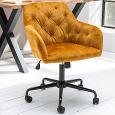 Estila Chesterfield zamatová kancelárska stolička Berthe na kolieskach v žltom poťahu 89cm
