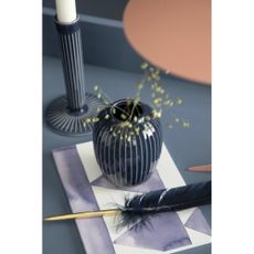 Tmavomodrá kameninová váza Kähler Design Hammershoi, výška 10 cm