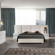 Estila Moderná luxusná posteľ Sara s rozšíreným čelom s čalúnením z ekokože 140-180cm