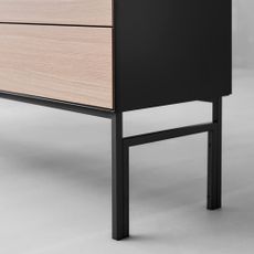 Čierne kovové podnožie pre skrine 86x38 cm Edge by Hammel - Hammel Furniture