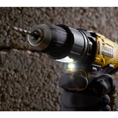 Aku vŕtačka s príklepom Stanley V20, 2x2,0Ah, nabíjačka, kufor