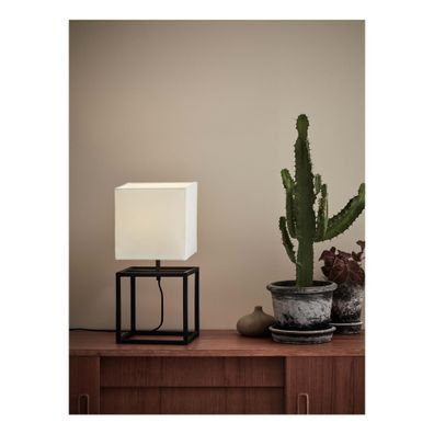 Čierno-biela stolová lampa Markslöjd Cube, 20 x 20 cm