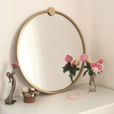 Kalune Design Kulaté nástěnné zrcadlo Lakar 60 cm zlaté