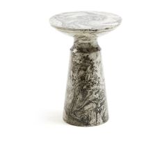 Sivý odkladací stolík Kave Home Kesbury, výška 46 cm