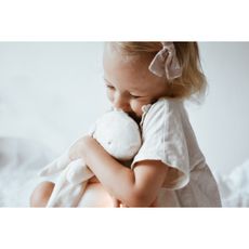 Moonie - Uspávadlo s melódiou a svetlom zajačik 2.0 organic polar