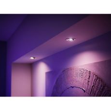 Základná sada Philips Hue WACA 3xGU10/5,7W 2000-6500K + zariadenie na prepojenie