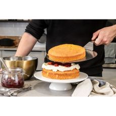 Plech na prenášanie torty Kitchen Craft Sweetly Does It
