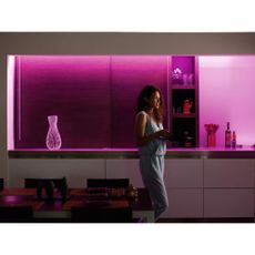 Inteligentný LED pásik 20 W 200 cm Plus V4 – Philips Hue