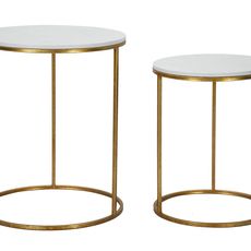 Estila Dizajnová glamour sada okrúhlych príručných stolíkov Celestia so zlatým kovovým rámom a bielymi doskami 63 cm