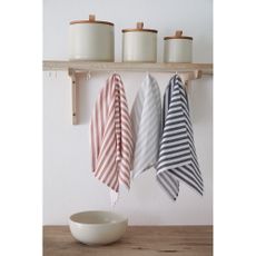 Bavlnené utierky v súprave 2 ks 50x70 cm Stripes – Casafina