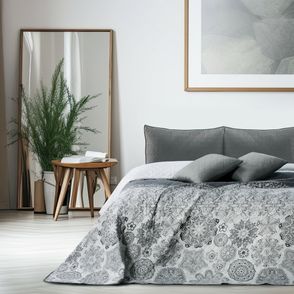 DecoKing Prehoz na posteľ Alhambra sivá, 220 x 240 cm, 220 x 240 cm