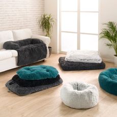 Biely pelech pre psa 100x70 cm Fluffy Heather – Love Story