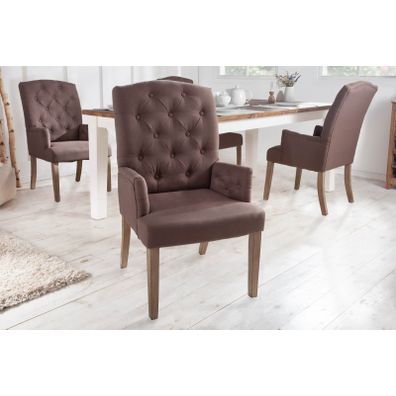 Estila Chesterfield čalúnená stolička Silloth v hnedej farbe s podrúčkami 104cm