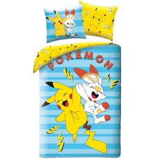 Obojstranné posteľné obliečky Pokémoni Pikachu a Scorbunny - 100% bavlna - 70 x 90 cm + 140 x 200 cm