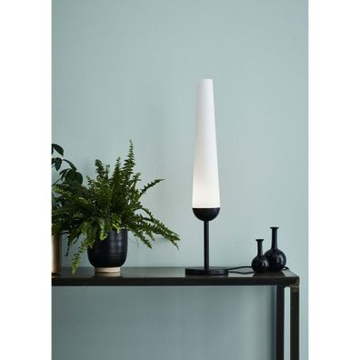Stolová lampa s podstavcom v čiernej farbe Markslöjd Bern 1L