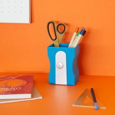 Plastový organizér na písacie potreby Sharpener – Balvi