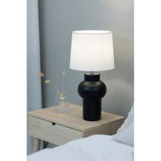Bielo-čierna stolová lampa Shape - Markslöjd