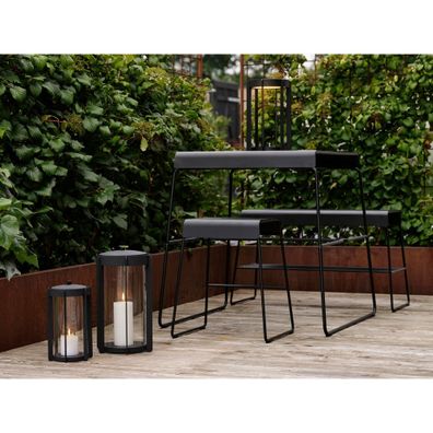 Čierny kovový stojan s lavicou A-Bench – Zone