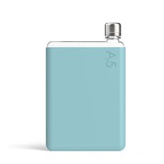 Tyrkysovomodré silikonové puzdro na ploskú fľašu Memobottle A5 Sleeve