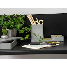 Organizér na písacie potreby z cementu Pebble – Zone