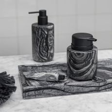 Mramorová dekoratívna tácka 16x31 cm Marble – Mette Ditmer Denmark