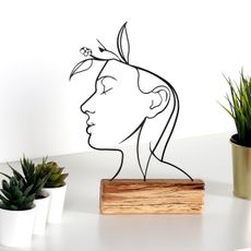 Hanah Home Kovová dekorácia Woman I 32 cm čierna