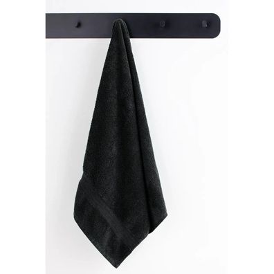 Set 2 čiernych osušiek a 4 uterákov DecoKing Marina