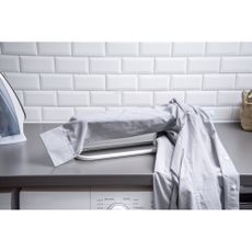 Žehliaca doska na rukávy Wenko Sleeve