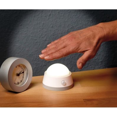 Brennenstuhl - LED orientačné svietidlo so senzorom pohybu LED/3xAA 3000K