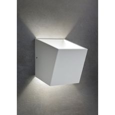 Redo 01-1317 - LED Nástenné svietidlo TOBIKO LED/6W/230V CRI 90 biela