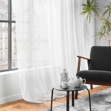 Biela voálová záclona 400x240 cm Lissea – douceur d'intérieur