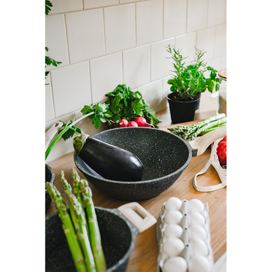 WOK panvica s pokrievkou, priemer 30 cm, KAROTE
