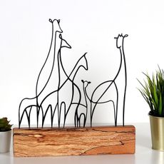 Hanah Home Kovová dekorácia Giraffe Family 35 cm čierna