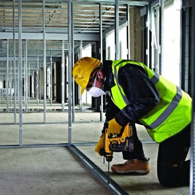 Akumulátorové kombinované kladivo XR 18V bez batérie DeWALT DCH253N