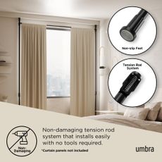 Matne čierny oceľový deliaci rám na záves Anywhere – Umbra